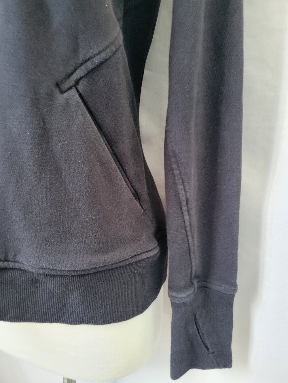 Athleta Triumph Hoodie Sweatshirt Black S - Picture 8 of 12